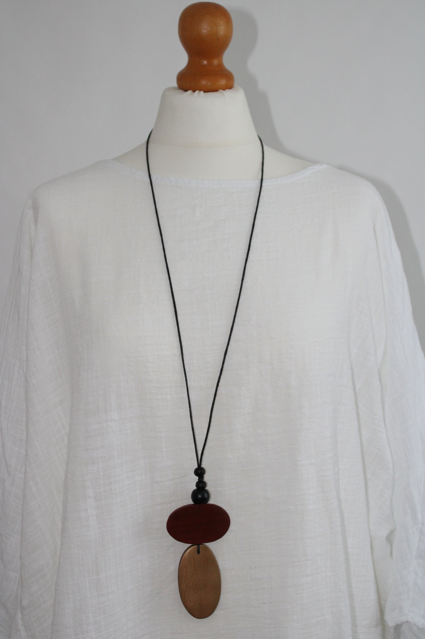 Lagenlook Long Wooden Necklace in Red and Wood 