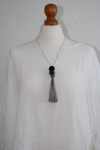 Lagenlook Short Pom Pom Pendant Necklace With Tassel in Grey